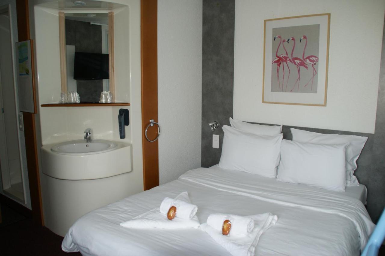 Quick Palace Epinal Bagian luar foto