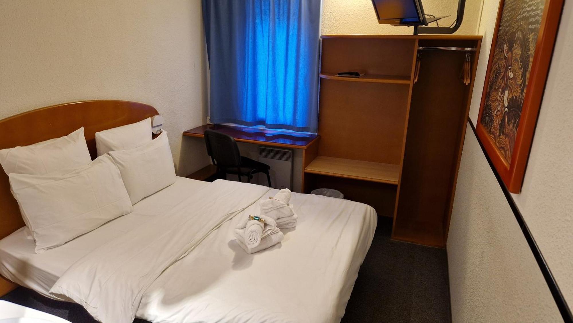 Quick Palace Epinal Bagian luar foto